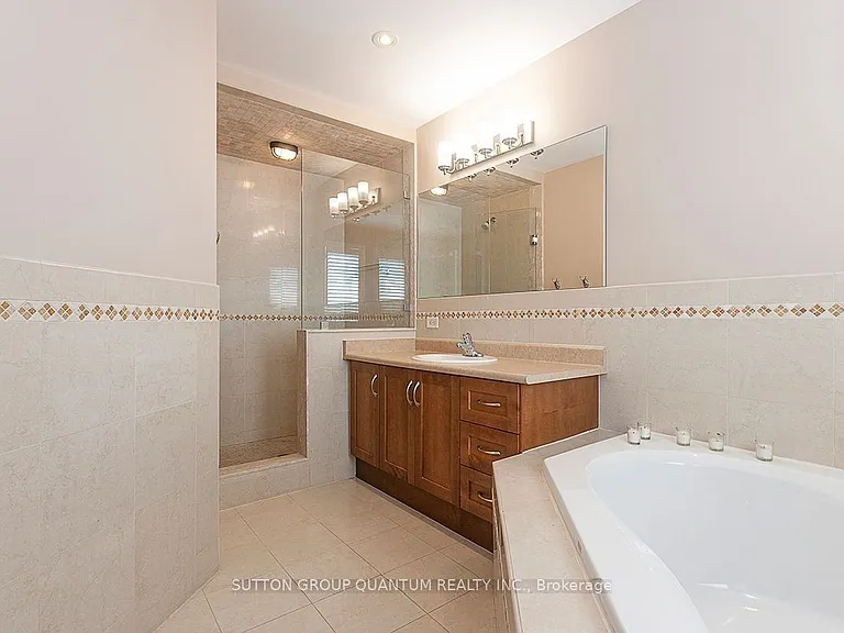 1599 Hallstone Rd — Photo 18
