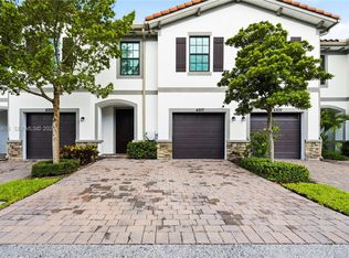 4307 Bradbury Ct, Riviera Beach, FL 33410
