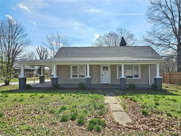 804 Church St, Eden, NC 27288