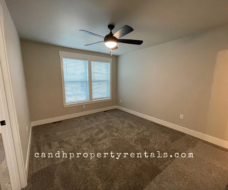 6075 Northstead Dr - 1 — Photo 2
