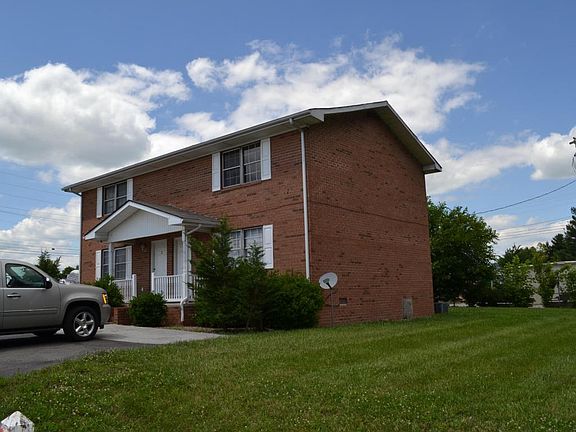 2nd image of 35 McKinley Ln