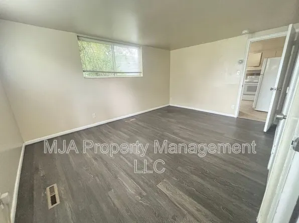 740 W Wasatch St, Midvale, UT 84047