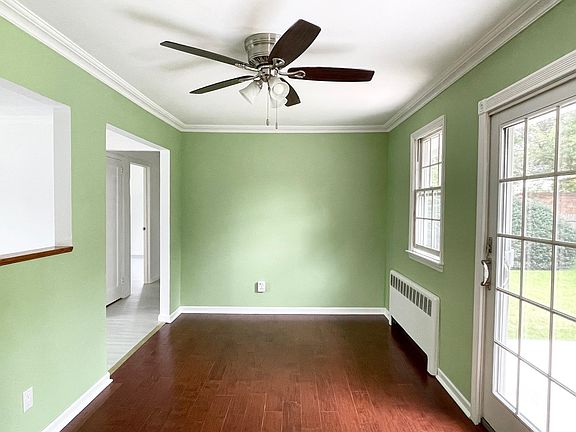 4th image of 2377 8th St