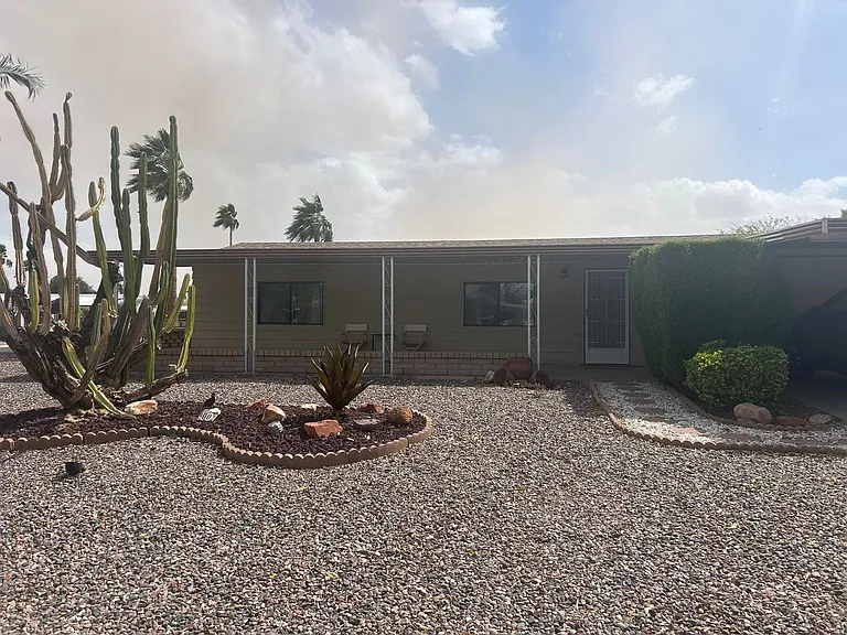 9002 E Citrus Ln S — Photo 2
