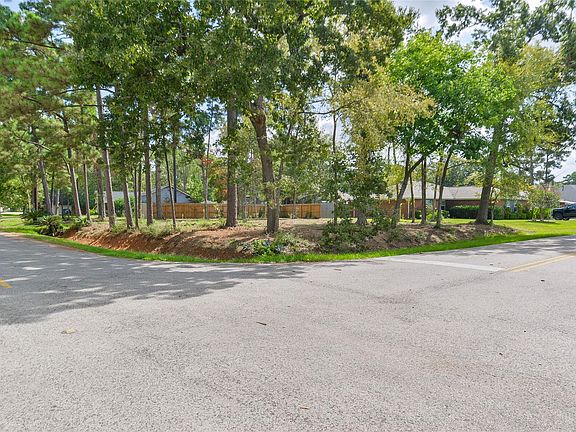 3rd image of 18318 Crosswinds Way