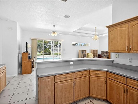 5th image of 25 WESTMINSTER DRIVE