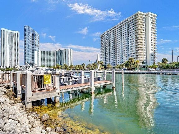 2nd image of 400 Kings Point Dr #52A