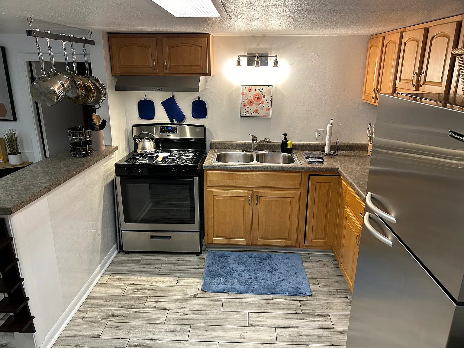 1 bed, 850 sqft, $1,600 — Photo 2