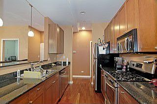 3rd image of 1928 N Kedzie Ave APT 202