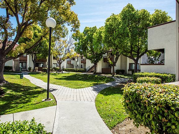 Beautifully Landscaped Walkways