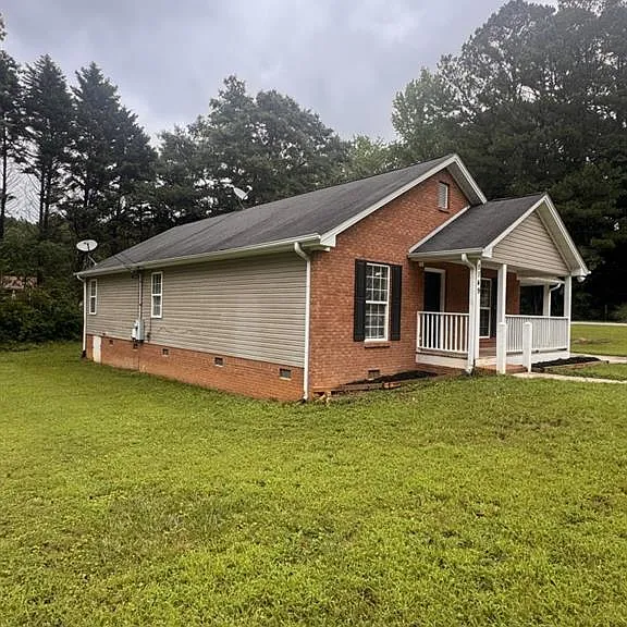 1149 Granite Ln — Photo 3