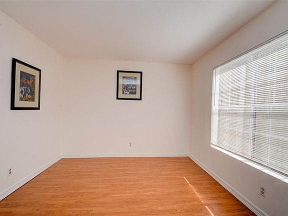 4th image of 5550 N Braeswood Blvd APT 137