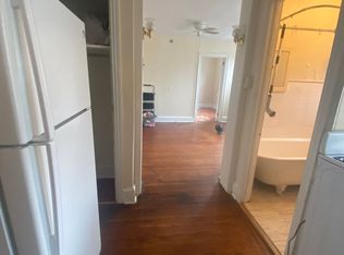 3616 Baring St #3R, Philadelphia, PA 19104