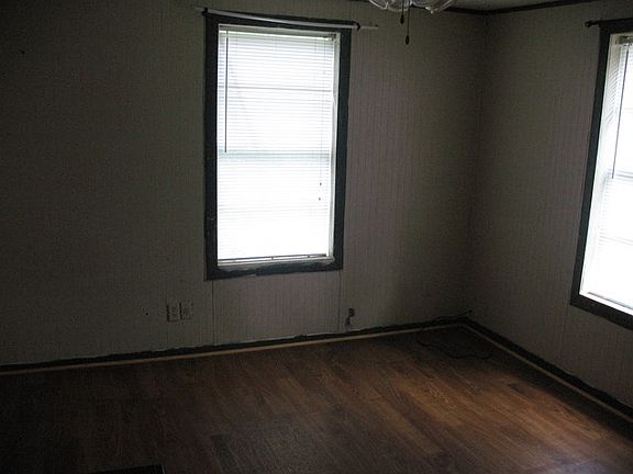 3rd image of 510 N 6th St