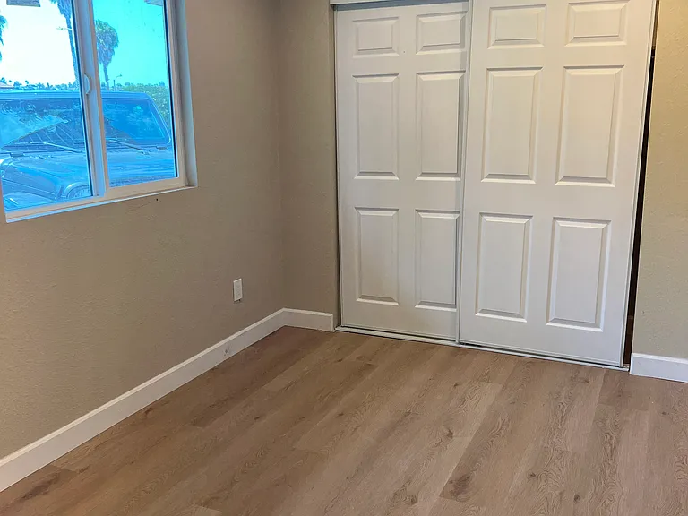 1023 N Citrus Ave — Photo 10