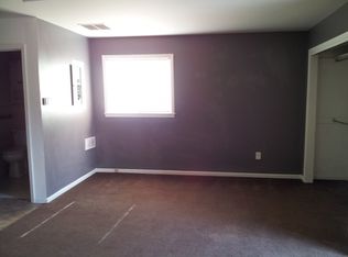 323 S Walnut St, Wichita, KS 67213