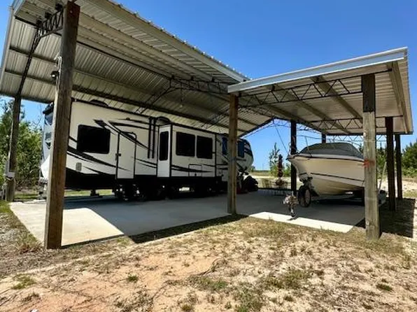 5923 County Road 386 N, Wewahitchka, FL 32465