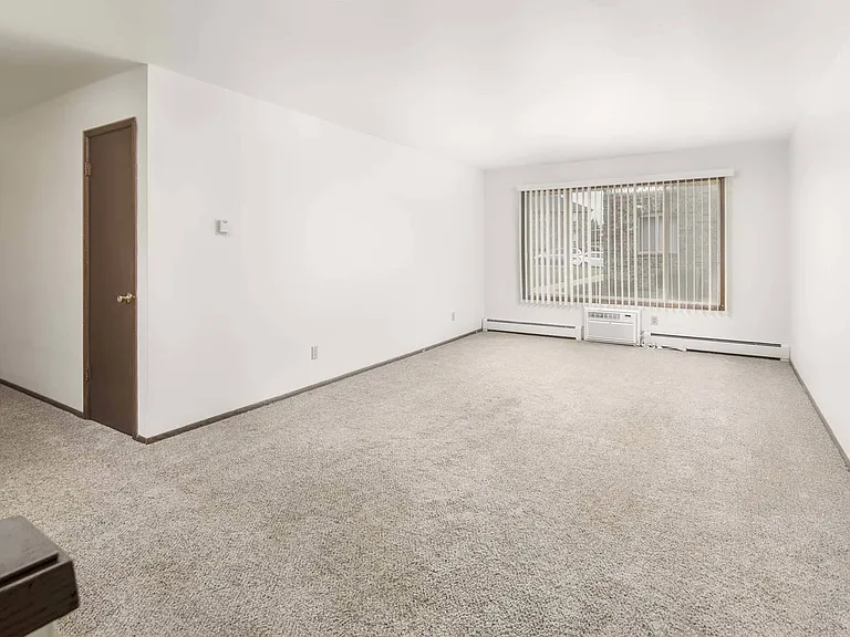 Stone Point Apartments Living Room