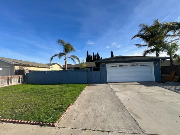258 8th St, Soledad, CA 93960