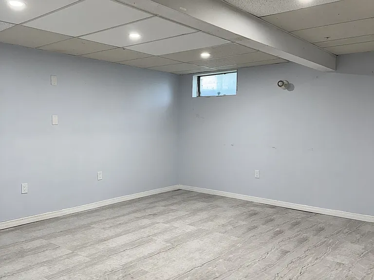 145 Penfield Dr — Photo 25