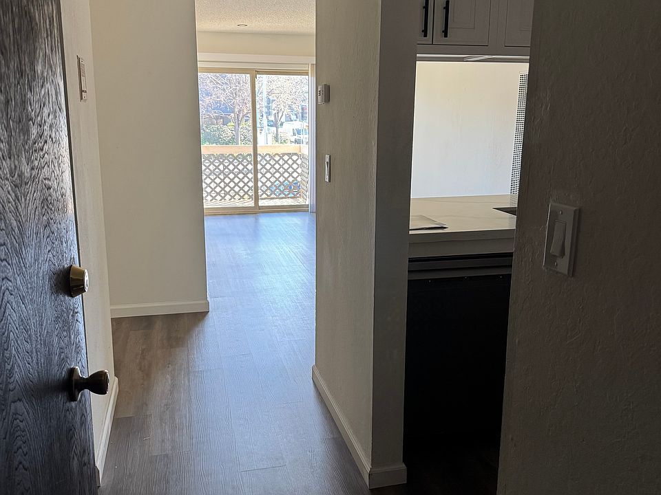 1st image of 688 Mariners Island Blvd APT 118