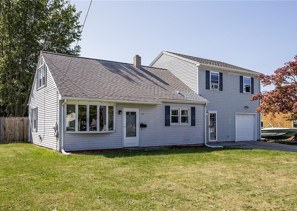 1st image of 37 Greenway Dr