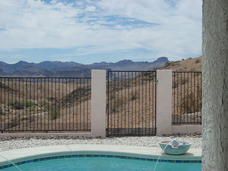 2nd image of 1181 Regency Dr