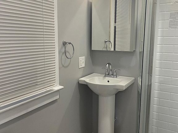 3rd image of 2216 15th St #2