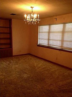 3rd image of 1041 Avenue G