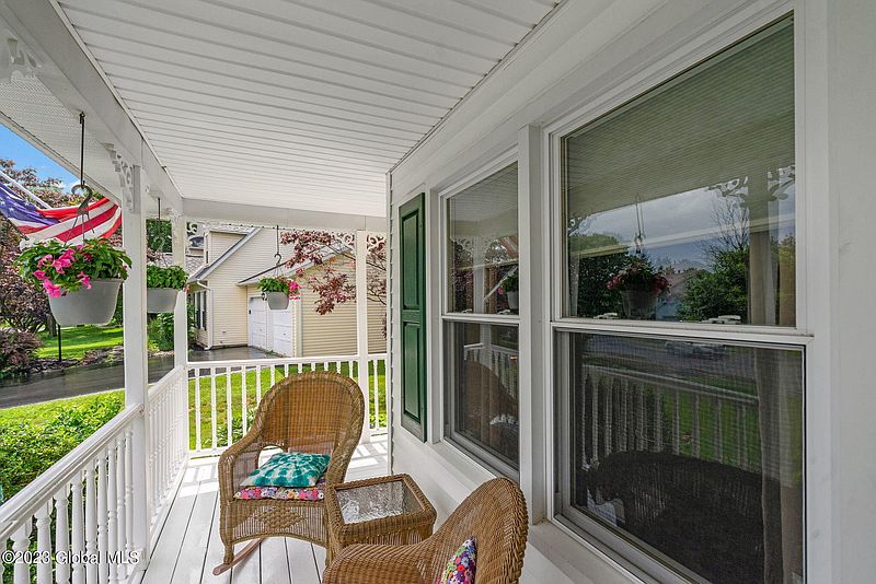 5th image of 10 Cimarron Way