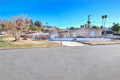3rd image of 1704 Bonita Vista Dr