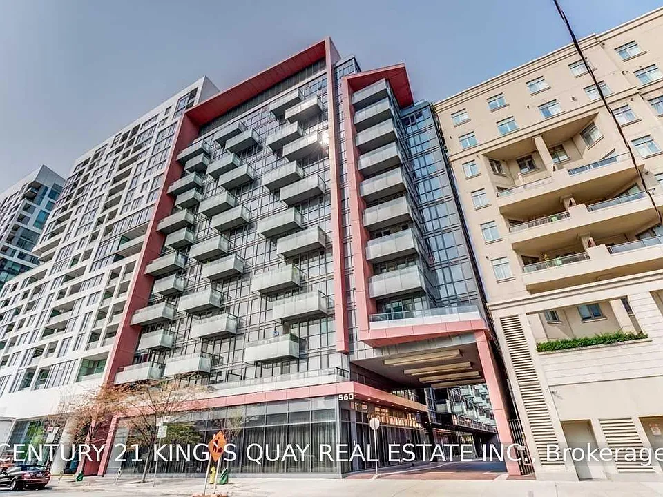 560 Front St W #804