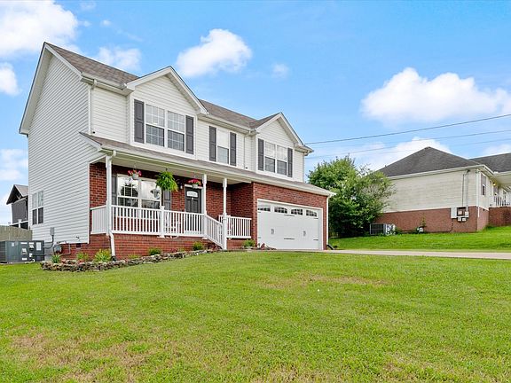 3rd image of 918 Turlough Ct