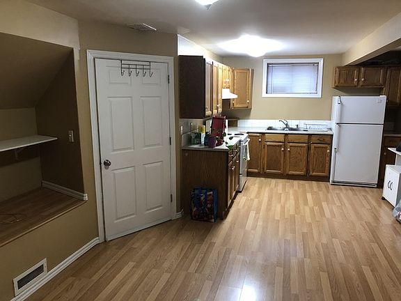 5th image of 9719 72nd Ave NW #1A