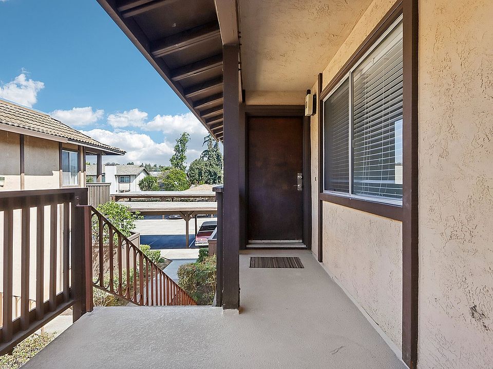 8-web-or-mls-Wisteria St 10-S1807-008