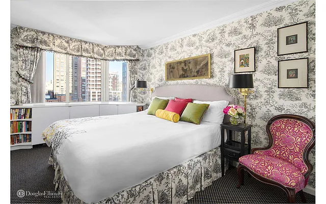 Sold by Douglas Elliman | media 26