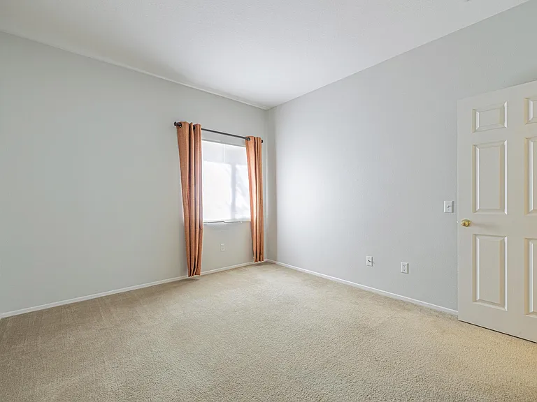 5549 Las Brisas Ter — Photo 26