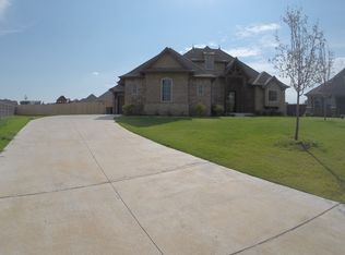 8716 NW 157th Pl, Edmond, OK 73013