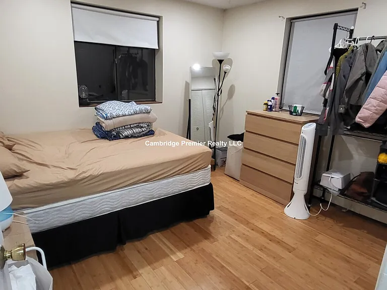 12 Cameron Ave — Photo 8