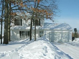 53794 30th St, Paw Paw, MI 49079
