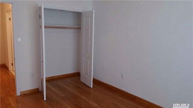2nd image of 307 Soundview Ln