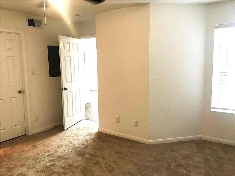 2750 Holly Hall St #1907 — Photo 15