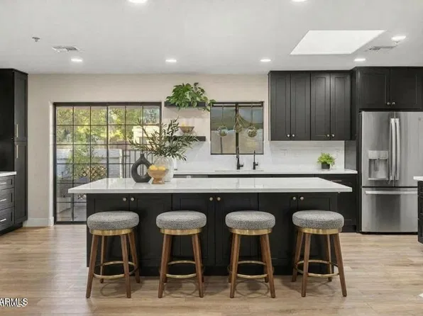 10945 E SAN SALVADOR Drive, Scottsdale, AZ 85259
