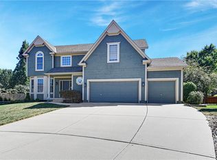 16136 S Locust St, Olathe, KS 66062