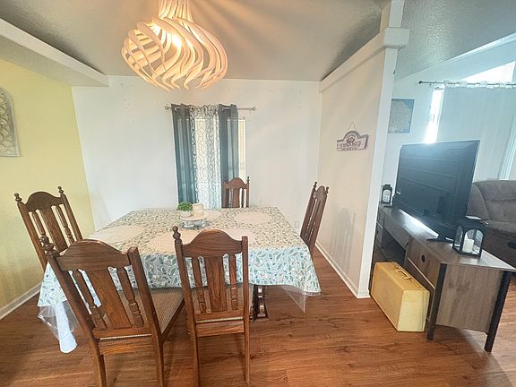 4th image of 212 Ridgeway Blvd N #50