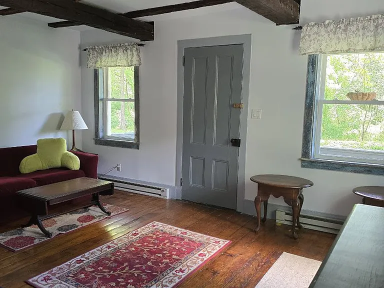 16 Middle Valley Rd — Photo 7