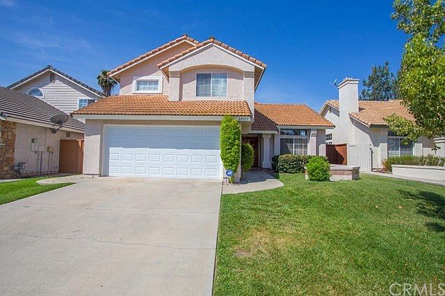 Great curb appeal, new garage door, new exterior and interior paint. Cul-de-sac location.