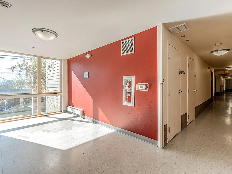 INCOME RESTRICTED Affordable Apartments in Hazelwood! — Photo 10