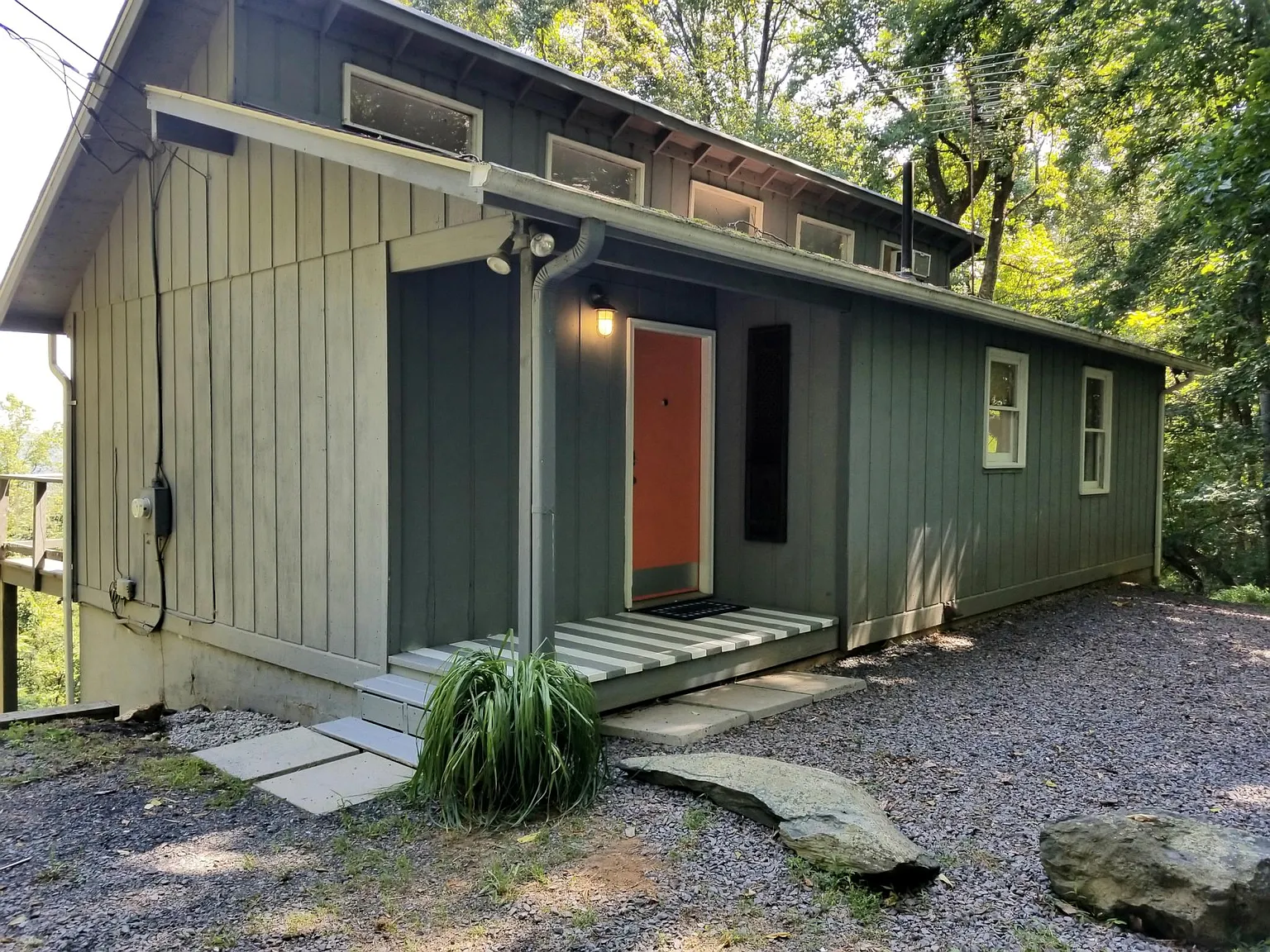 307 Lazy Livin Lane — Photo 2