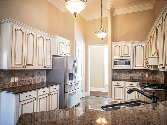 2nd image of 301 Ledet Dr